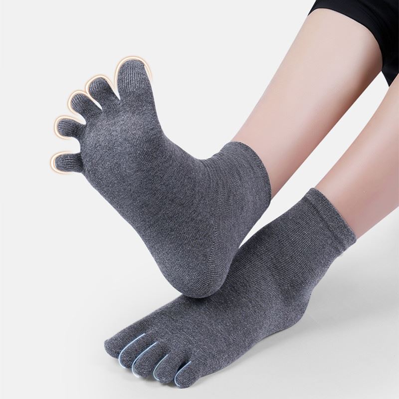 The Benefits Of Wearing Five Finger Toe Socks When Running