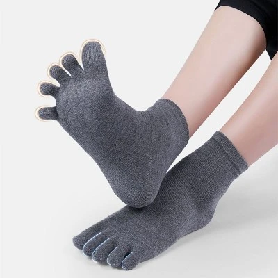 The Benefits Of Wearing Five Finger Toe Socks When Running
