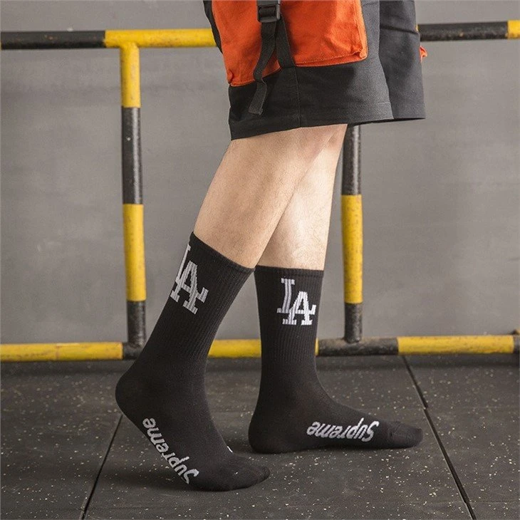 bulk New Design men fashion socks (2)