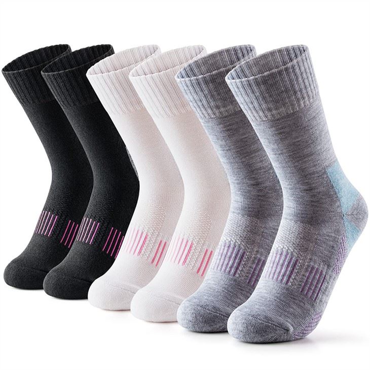 embroidery logo sport socks (6)