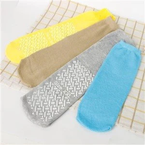 Dispensing Non-slip Diabetic Socks