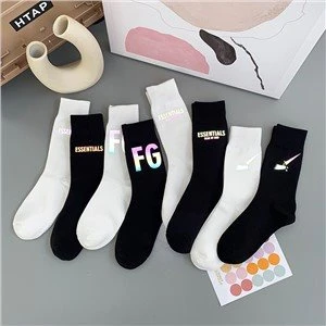 Men Sport Cool Fashion Gym Socks