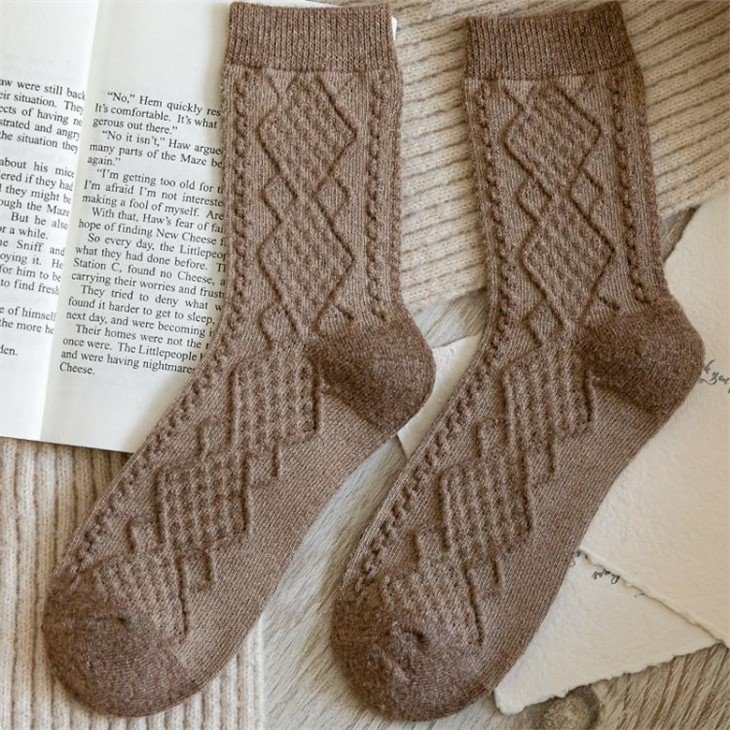 thick crew size Boot socks supplier