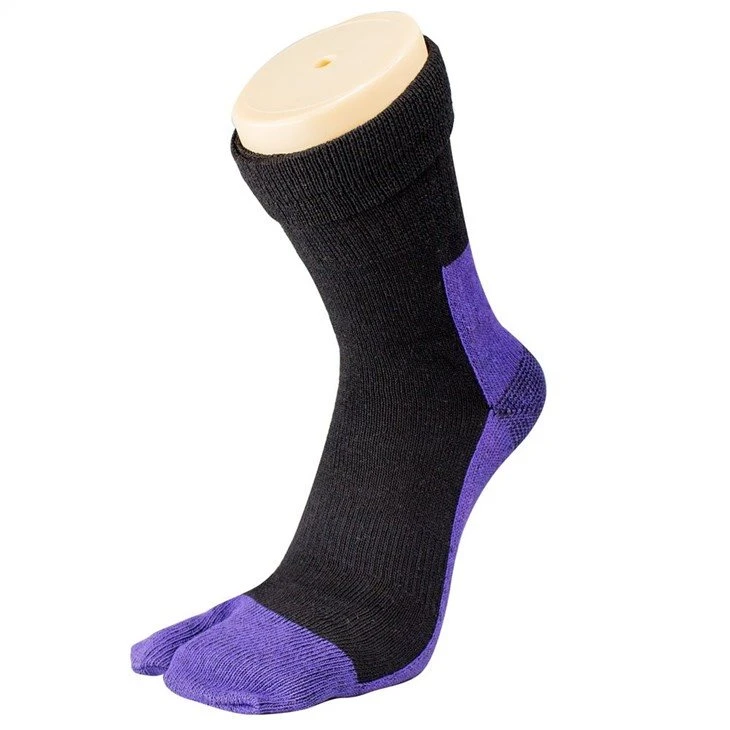two toes mens athletic socks (3)