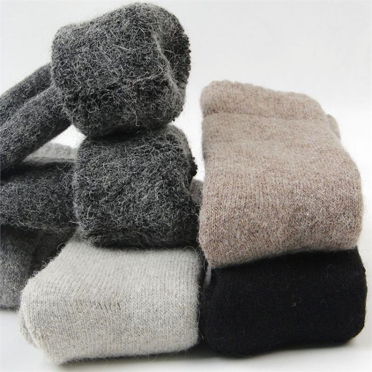 China Washable breathable wool socks (2)